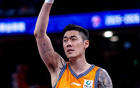 刘铮与上海男篮完成E类合同1+1续约 第二年为俱乐部选项